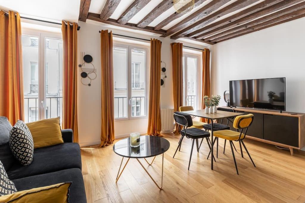 Grands Boulevards 22 : Appartement Cosy 1Br-4P Paris Luaran gambar